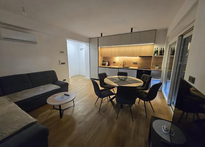 Eis Apartman Brodarica (Sibenik-Knin)